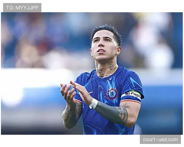 恩佐爆发赛季：顶级中场表现如何炼成