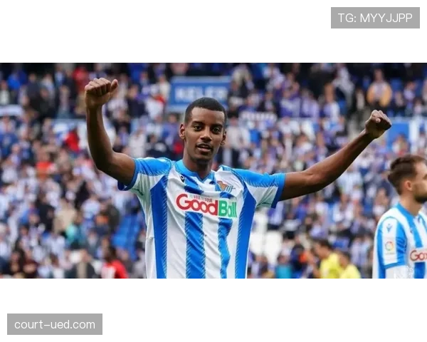 沃特金斯vs亚历山大伊萨克 技术流前锋技术特点差距在哪