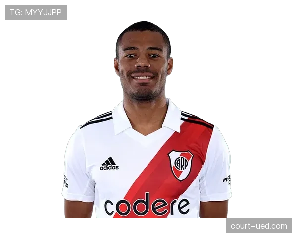 尼古拉斯·德拉克鲁斯状态持续提升，稳健表现背后的竞技进阶逻辑