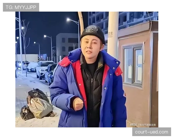 王濛在家切个水果都像在冰场压步